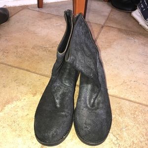 Eileen Fisher bootie with attachable zip